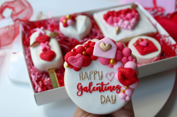 Valentine's Day Treat Box - Image 3