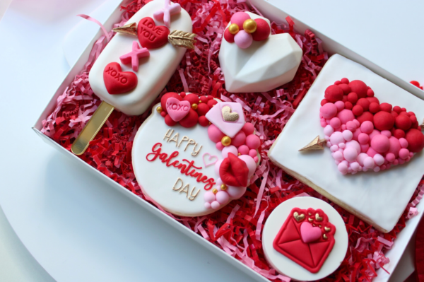 Valentine's Day Treat Box - Image 4