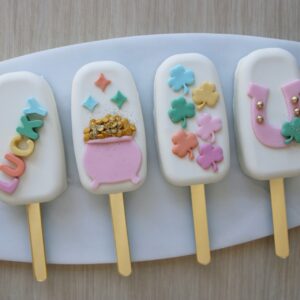 St. Patrick's Day Cakesicles