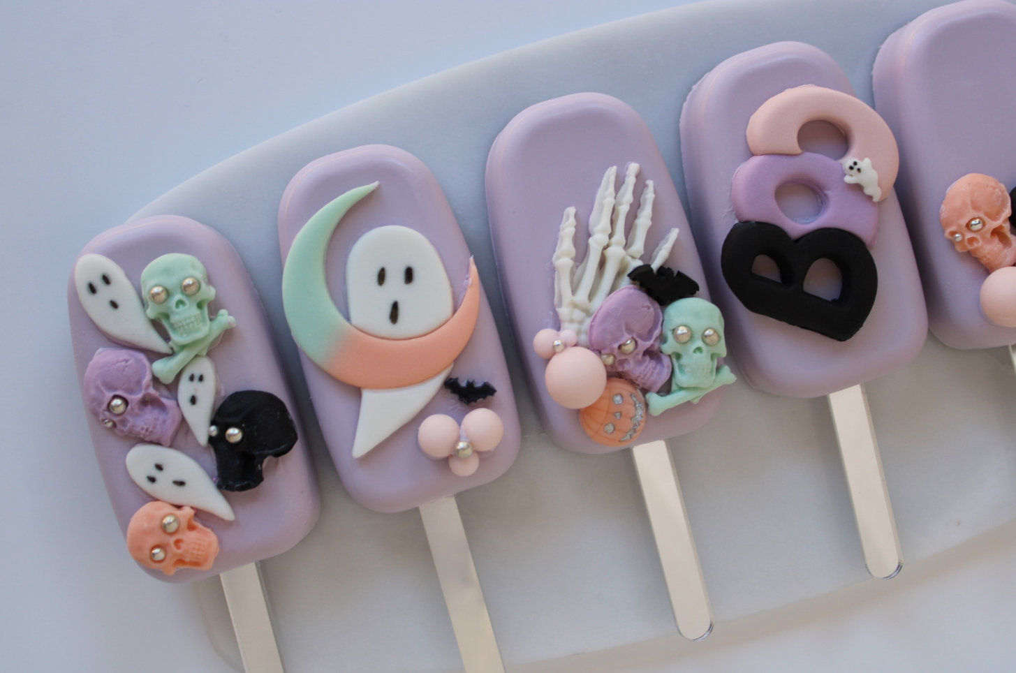 Halloween Cakesicles - Image 3